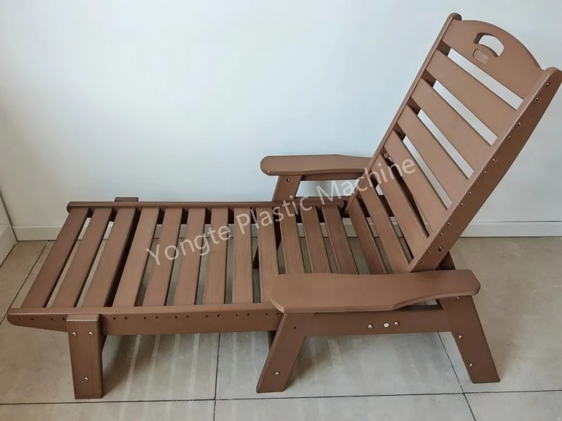 Pesenan Mesin Kayu Plastik saka Klien Eropa