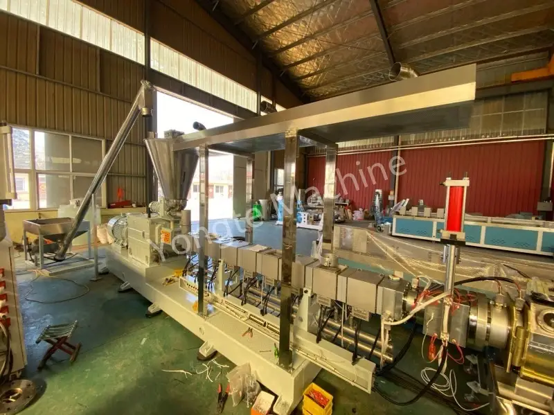 Mesin Pelletizing Plastik China kanggo nggawe masterbatch