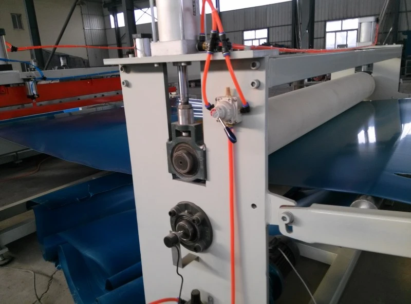 cutter of multi-layer ABS sheet extrusion machine