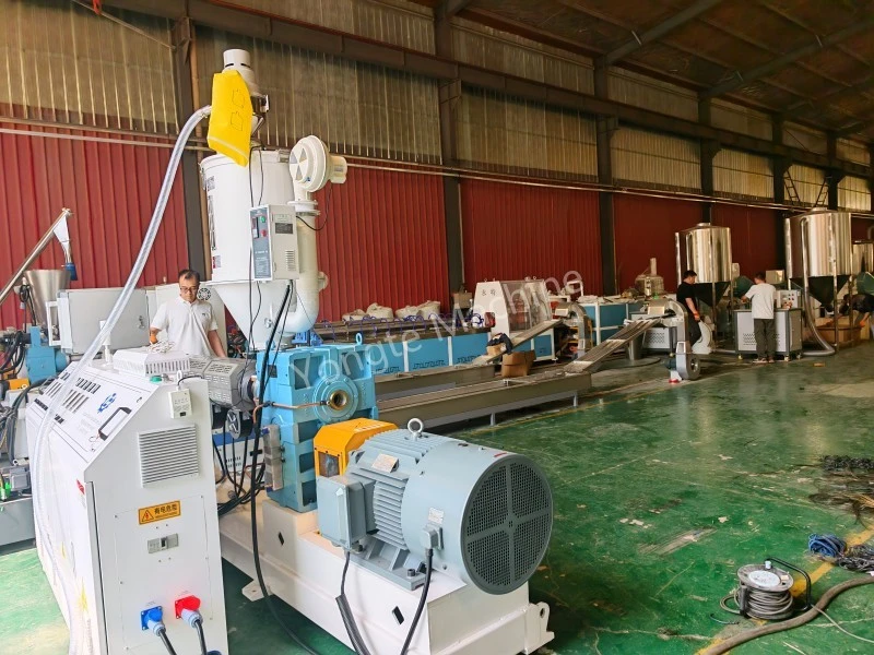 Jalur Pelletizing Daur Ulang Plastik Dikirim menyang Klien Afrika