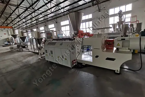 Mesin Pelletizing Senyawa PVC Polish