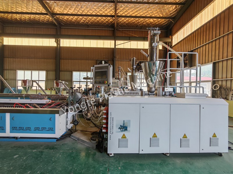 Mesin Ekstrusi Plastik Kayu